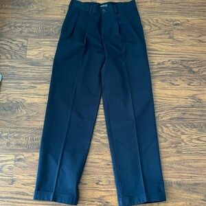 IZOD American Chino wrinkle free classic leg 30x32 men’s pants